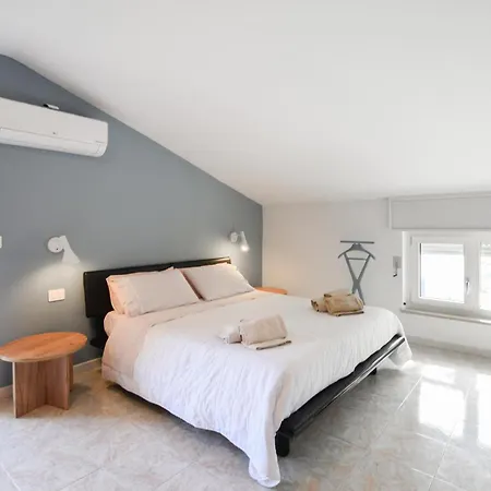 1 Bedroom Cozy In Borgofranco Divrea